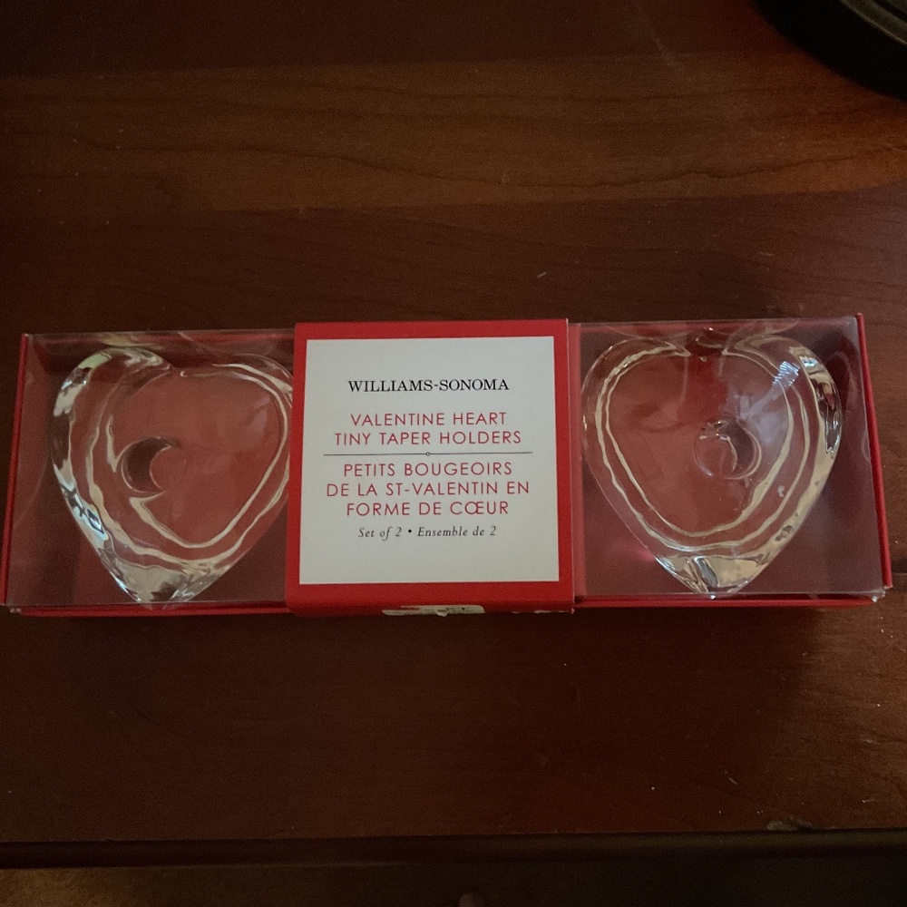 Williams-Sonoma Valentine Heart Tiny Taper Holder